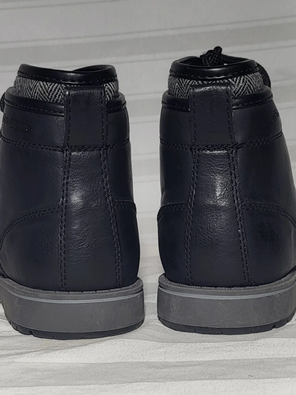 Kids Eddie Bauer Black Dress Boots With Gray Trim